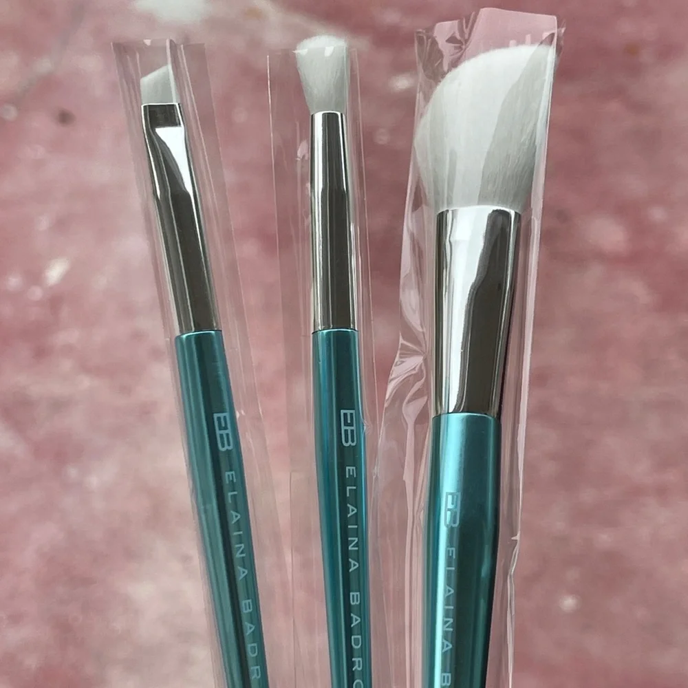 ELAINA BADRO Baby Blues Brush Set - Picture 3 of 7